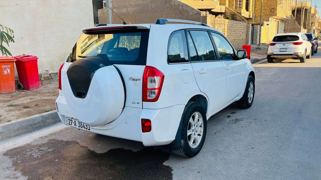 رمضان كريم …❤️
سياره للبيع
نوع .. شيري تيكو 
موديل ٢٠١٤ 
 حره
رقم دولي 
سنويه وهزه ولوحات دولي مجدده الى ٢٠٢٩ 
.
بيها جاملغ وبنيد فقط والبقيه مكفوله السياره حلوه ونصبتها حلوه وكاعده سعرها  مناسب جدا 
مكينه ٢٠٠٠ 
كير اوتوماتيك (ميكانيكي) 
كشنات جلد 
تبريد ثلج 
تخم تاير 
صدرها جيد 
الكهربائيات كله جاهزه 
وسعرها ٥٨ وبيها مجال بسيط 
كوت.. مركز المدينه 
 ***********
