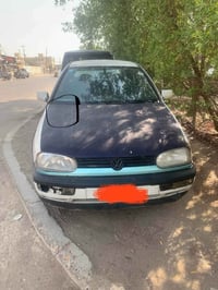 كولف للبيع محرك ١٨٠٠ كير اوتو ميكانيكي تبريد شغال صدر نضيف سياره باسمي...