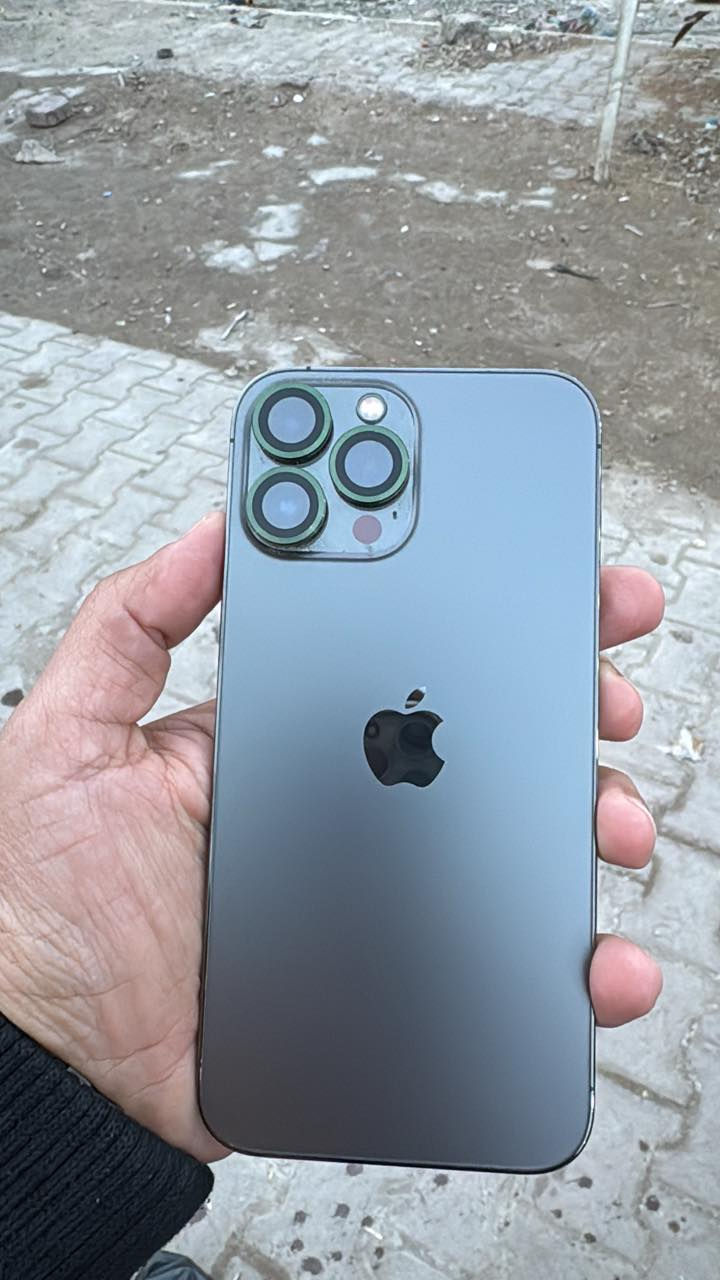 ايفون ١٣ برو ماكس ذاكر ١٠٠٠   تيره بطاريه ٩٦ جهاز نضيف ما مفتوح٧٥٠ بي مجال  مدينه الصدر ***********
