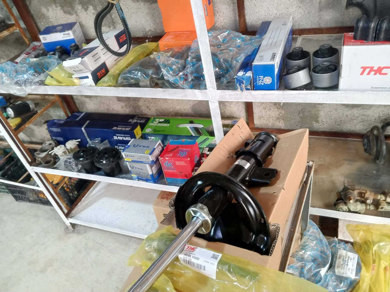 مجمع الريان
لبيع ادوات أحتياطية للسيارات 
(((تخم كامل ألنترة مقدسة)))
(دبلات امامي/دبلات خلفي/قاعدة دبل امامي/قاعدة دبل خلفي/فولتات/روتات/شمعات امامي/شمعات خلفي/لقمة ستيرن/ربل رباط/بوشات طبلة)
الموقع: طريق موصل تلعفر قبل بانزين خانة الأنصار 
استفسار: كورك/***********
            : آسيا/***********
