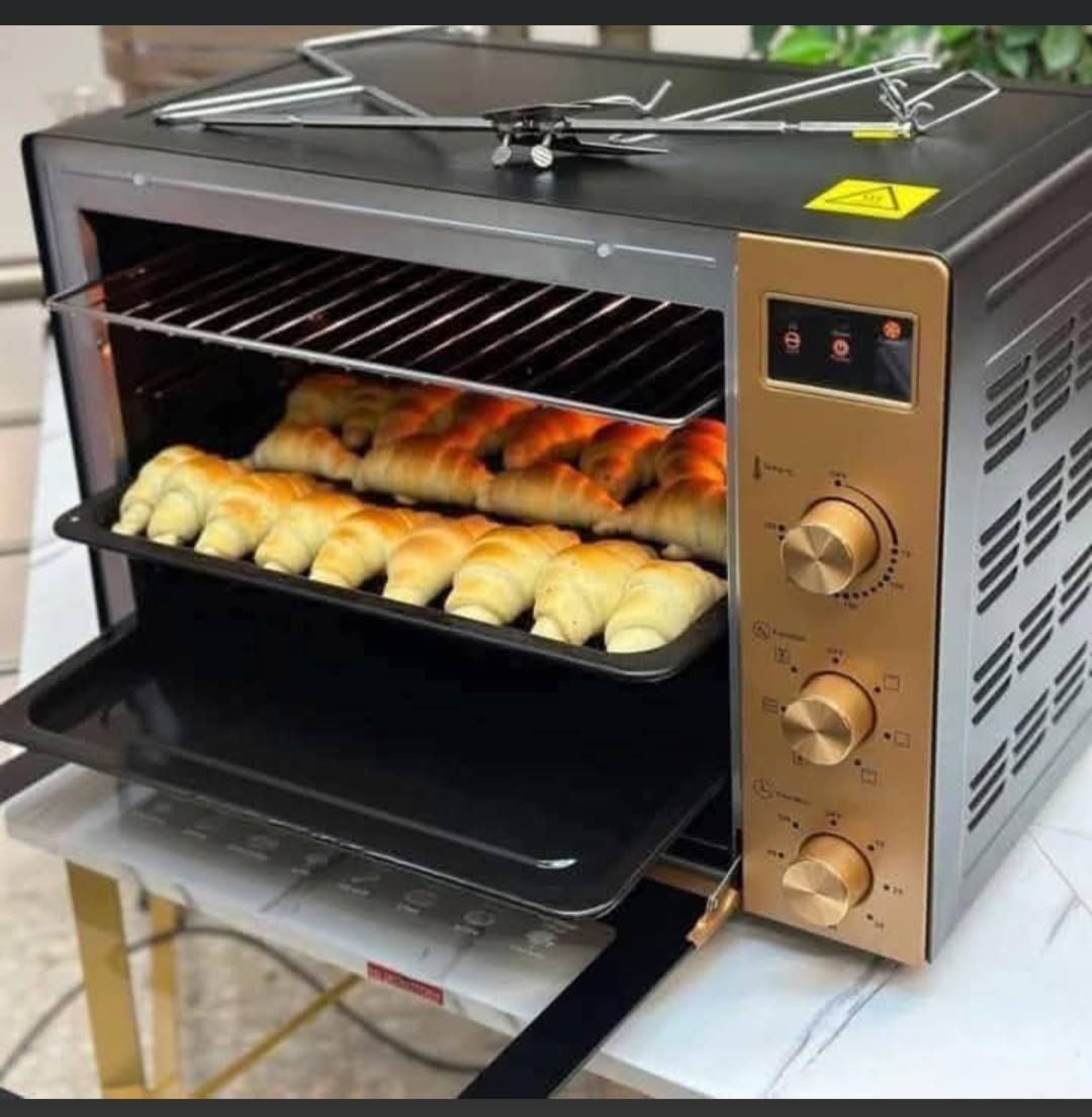 جديد/ المجمع الألماني الأجهزة المنزلية/ 
 فرن ألماني/ بإله ألماني/
تحية طيبة لزبائنا الكرام 
بفضل الله تم وصول 
فرن من ماركه جيلوز. جيرمني 🇩🇪✅ 
بقياس 60 لتر✅
قوة جهاز 2200W✅
عدد هيتر 6🔥✅
3اسفل 3 فوف 
توفر الوفن 4*1
1️⃣ شواية دجاج 🐔
2️⃣صنية بيتزا 🍕
3️⃣صواني كبار عدد 2✅
4️⃣مشبك +مقبض صواني 
  عدد ثنين + مروحة توزيع الحرارة + أناره داخلية 
شاشة لعرض درجة الحرارة 
مع عرض تايمر  (الوقت)
منبه عندة انتهاء الوقت )  
يوجد خدمة توصل لجميع محافظات العراق 🚚🚚
سعر الفرن/ 125 ألف
الحجز والاستفسار مراسلة الصفحة أو عل واتساب /
   ***********
***********
