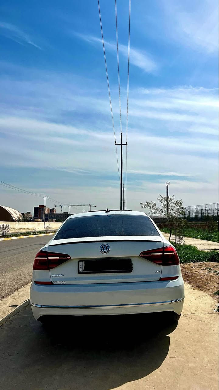 passat فولكس واكن
موديل 2019
فول مواصفات 1/1
ماشية 120 الف ميل
كلين تايتل بدون ضرر مكفولة كفالة عامة
محرك 2000 تربو  TSi 
محرك كير شرط 
بصمة
سلايد 
تحكمات ستيرن
كشن جلد كهربائي وتدفئة
كشن مساج ورئاسي
مثبت سرعة
مرأة شفط كهربائي
تبريد ماوس
رقم دهوك
شرط التحويل والغرامات
عنوان الموصل
بيع او مراوس بكامري حديث
 واتساب ***********
*********** واتساب موصل, نينوى
