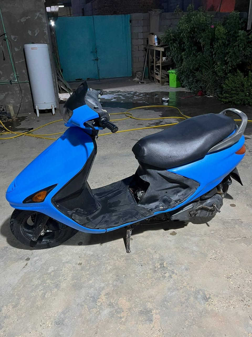 فراشه فحل حاويه ما مفتوحه السعر 350 الف بايل
***********
