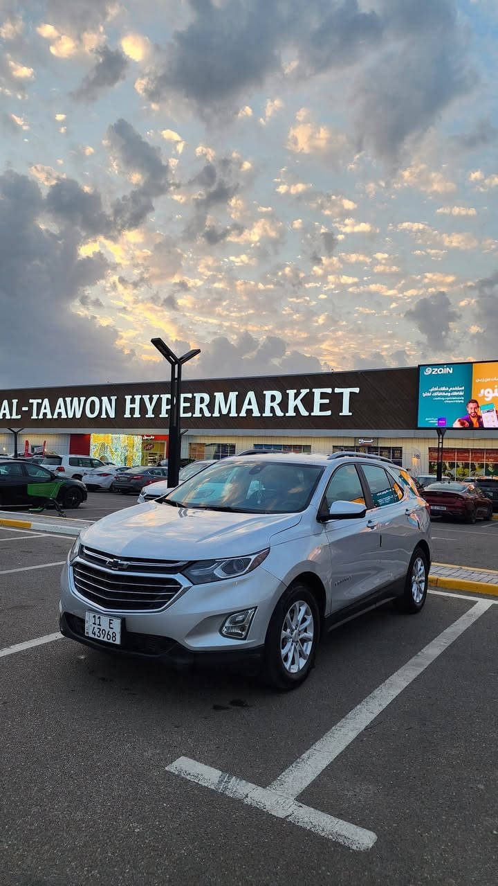 السلام عليكم
شوفرليت ايكونكس 21 LT AWD 
مواصفات LT معروفه تبريد قطعتين تشغيل عن بعد فور ويل شاشه كار بلي + اندرويد اوتو كشن سائق كهرباء منضومه لايت زينون رادار امامي وجانبي  وحساس خلفي كامره دوراه وتثبيت مسار  تحكم ستيرن كامل  auto high beam 
السياره نضيفه وجاهزه وكامله من كلشي ولا كلوب مشتغل بلدشبول
تاير وباتري جديد ماشبه 78mi قابل لزياده 
السياره وراد امريكي حادثه بنيد مبدل والجاملغ اليسره  مصبوغ على كد ربعه  وصور الحادث مرفقه ايرباك طاك ومرجع سستم ضربته حلوه وتصليحه درجه اولى 
سياره باسمي رقم بغداد سنويه وهزه غير نافذ يعني تحويل كبل 
مكان سياره بغداد السعر ١٤٨ وبيه مجال الشراي يتصل 
***********
وهذه رقم شاصي السياره 3GNAXTEV3MS131161
