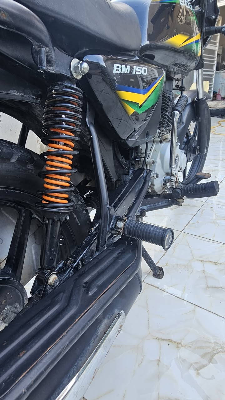 سلام عليكم
دراجه بوكسر للبيع موديل 2022 محرك 2023 

رقم قادسيه تحويل مباشر

محرك مفتوح سعر مليون و850 وبيهه مجال بسيط

مكاني ديوانيه مركز

رقم 0782158530

وتساب وخط وخاص موجود


**إذا كنت صاحب هذا الإعلان وتريد حذفه لأي سبب، رجاءا أرسل رسالة إلى الدعم الفني**