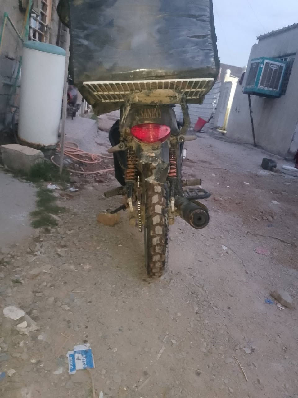 السلام عليكم ..دراجة كروزر دايوان للبيع السعر 300 أو مراوس للاستفسار ***********
