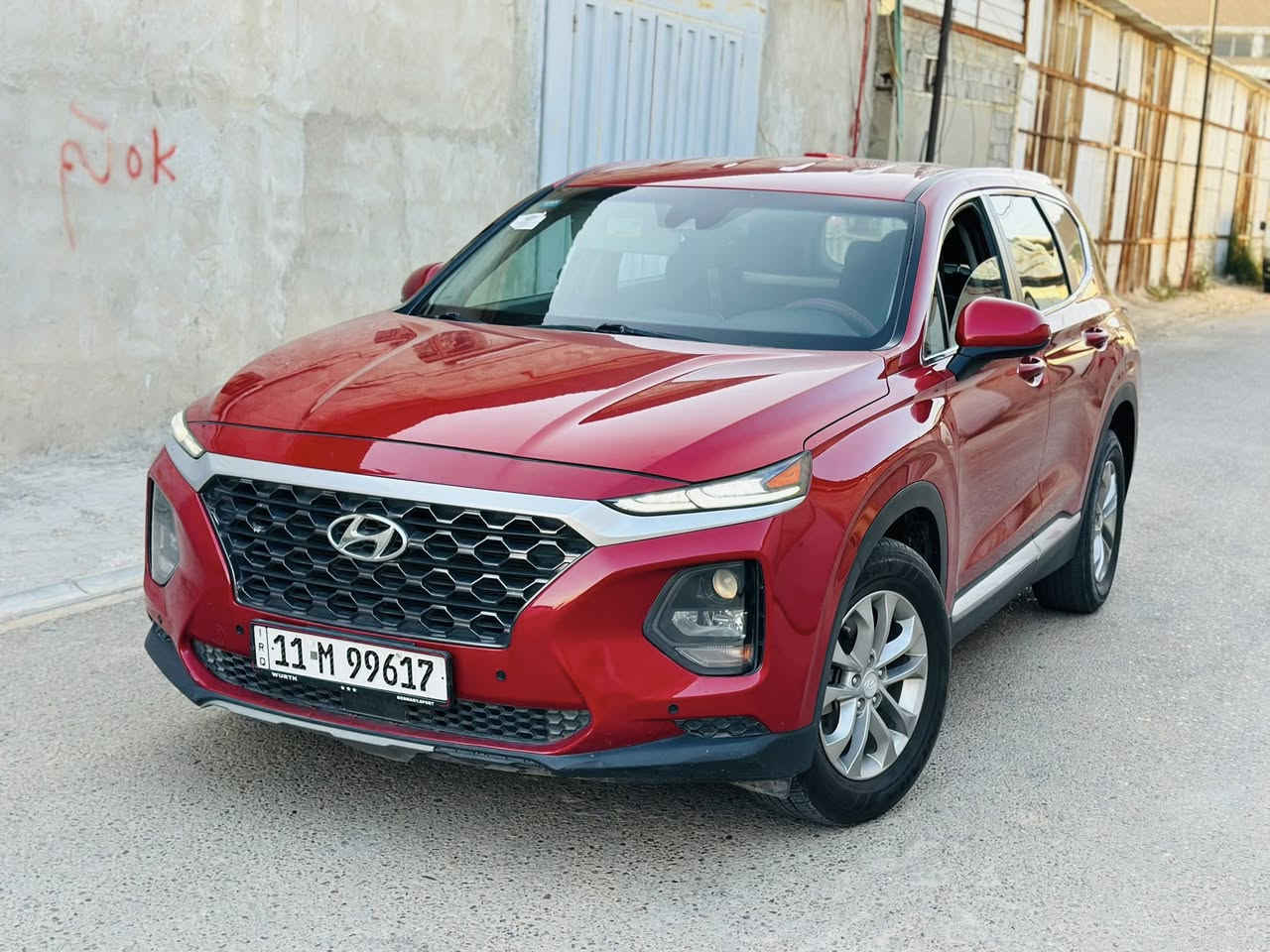 السلام عليكم 
سنتافيا 2020 امريكي

السيارة ضررها جاملغ امامي فقط بدون دواخل بدون ايرباك 
مواصفات عادية 
رقم بغداد سنوية وهزة جديد بأسمي 

السعر 168 وبيها مجال جداً بسيط اخوان 
العنوان بغداد الكريعات 
***********
