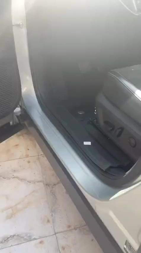 أرضيات أوتلاندر ٧ راكب فقط بدون صندوق بلاستك درجة أولى مع كاربت تغطي دوسات
كاربت ماروني رصاصي اسود

سعر تخم ١٠٠ مع توصيل قطع اخيرة

واتس إب فقط 
***********

اتصال 
***********
