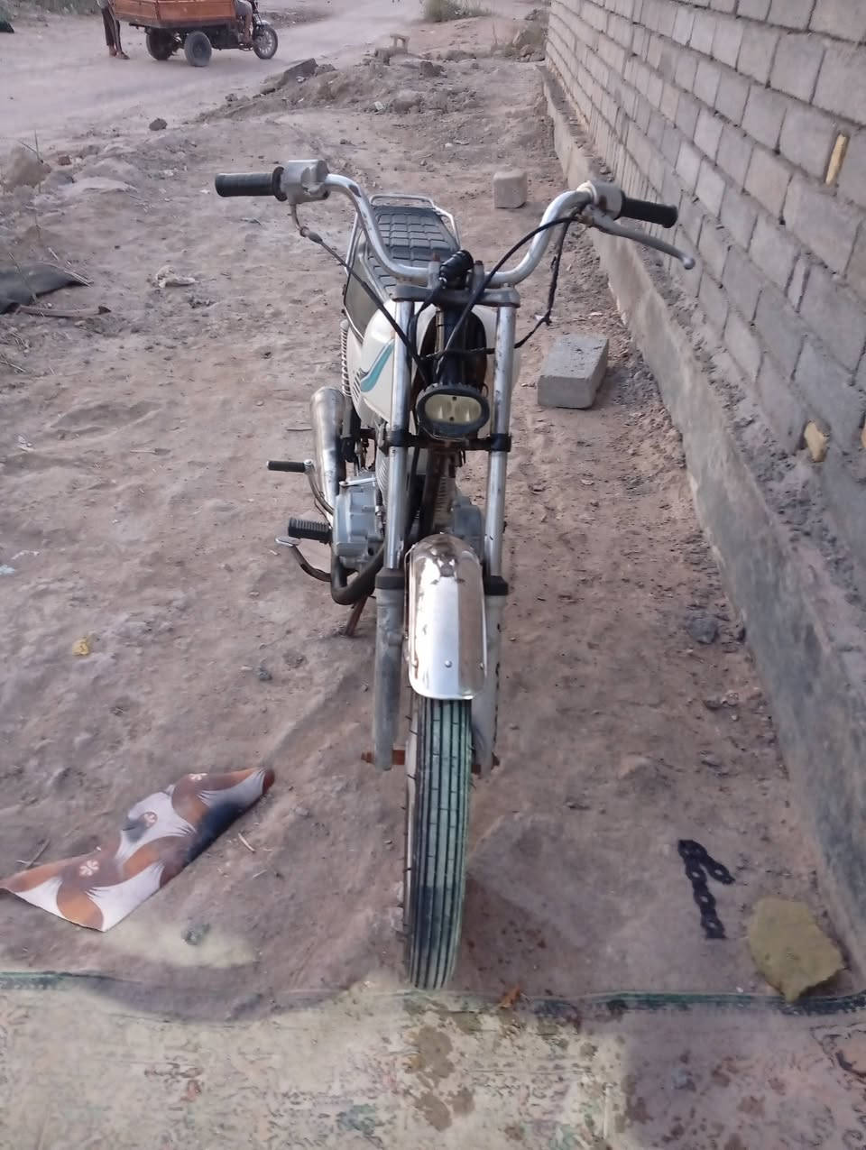 سلام عليكم دراجه ادوات مابيه اي نقص سعر 325 بيه مجال ***********
