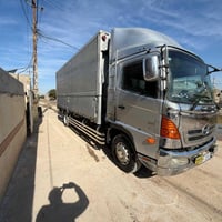 هينو 2021  محرك 6 سوبر حافظة بلادية السيارة جاهزة للعمل  بيع مستعجل ب ...