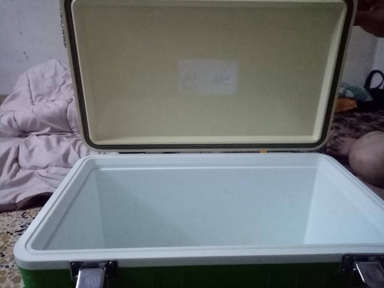 بوكس حجم 32 نظافه 100×100للتواصل ***********
