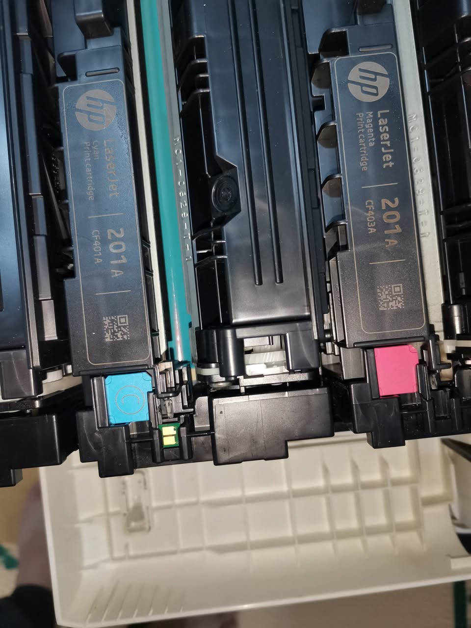 السلام عليكم
مجموعة طابعات بيهم خلل بسيط
الاولى طابعة hp 227dw (الخلل شريط ITP)
الطابعة الثانية CANON MF217W (الخلل e202 َالسبب الهنج موضح بالصور) 
اما طابعة الثالثة Hp 3600dn ملونة (الخلل. E59)
جميعهم جديدات غير مستخدمات فقط بيهم اعطال حتى الكاترجات بعدهم جديدات والاعطال موضحة بالصور 
العنوان البصرة
ابيعهم شلع 400 الف


**إذا كنت صاحب هذا الإعلان وتريد حذفه لأي سبب، رجاءا أرسل رسالة إلى الدعم الفني**