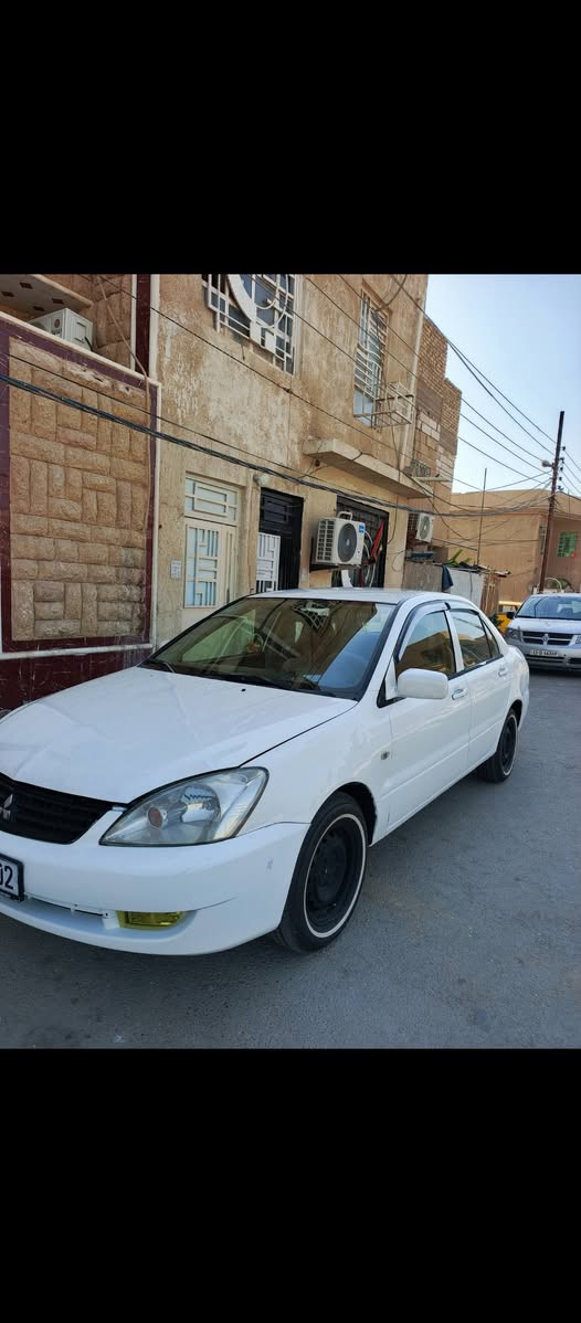 سلام عليكم لانسر موديل 2010 بسمي رقم كربلاء الدولي بيها جاملغ امامي وربع قبق جنطه جاهزه من كل شي سياره سعر 72 ورقه وبيها مجال مكان سياره كربلاء الاستفسار اتصال على رقم التلفون محرك 1600،، ***********.....
