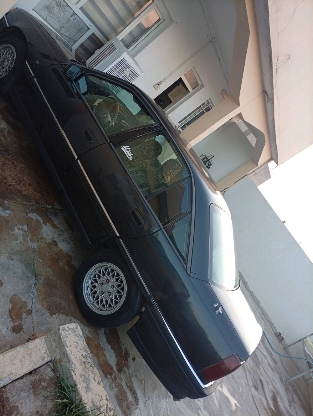 اوميكا حجم 20 نضيفه رقم دهوك سعر 30عليه اربع غرامات ينزل من سعرها