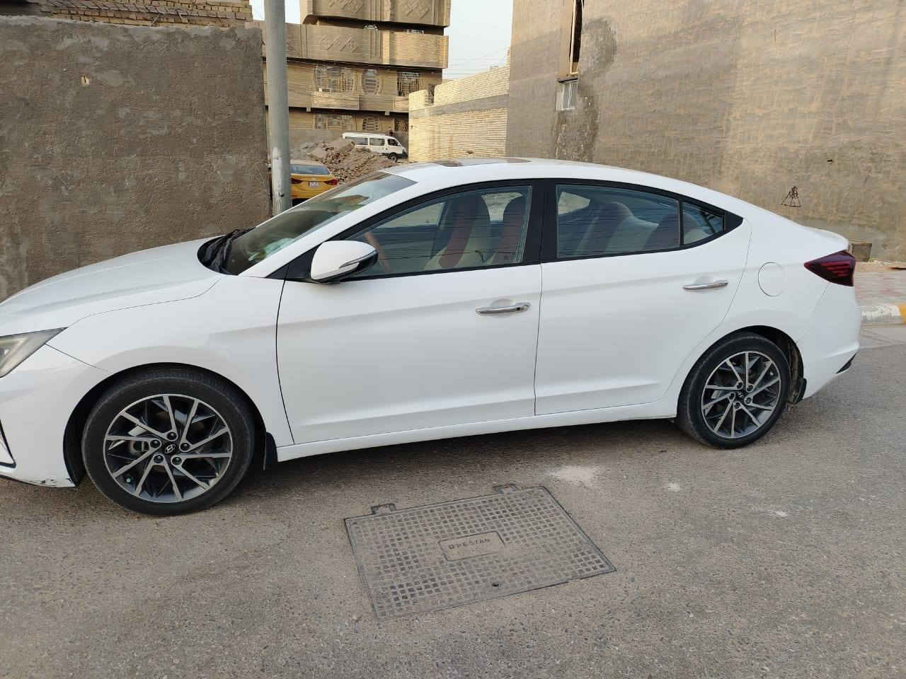 النترا خليجي 19
صبغ قليل بلباب سايق
وباقي كفاله
السعر 158 وبيها مجال
سفسار نتصل ***********
