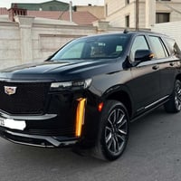 كاديلاك  اسكاليد 2023 خليجي وكالة المنصور   فول مواصفات 36 سماعة  ✅  ر...