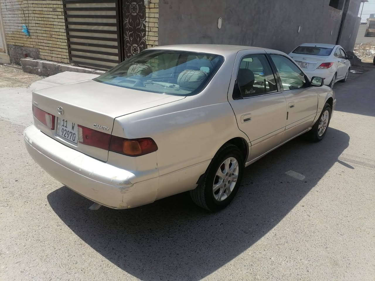 كامري موديل ٢٠٠٠ رقم بغداد انكليزي تحويل مباشر السيارة محزمة على جراد وارد امريكي حادثها جاملغ امامي بدون دواخل السيارة مكينة بيها نفخ  اعتبرها تريد مكينة كير جديد تخم تاير تبريد حدادية جاهزة للاخير مكانها الفلوجة سعرها ٦٨ ومجالها جدا بسيط واي أستفسار ***********
