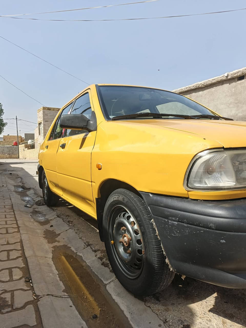 السلام عليكم
سايبه للبيع موديل15
جاهزه بدون اي نقص مصفره هيئة وغرامات رقم انكليزي بسمي تحويل ثاني يوم السعر ٣٦وبيه مجال حك الجيه***********
