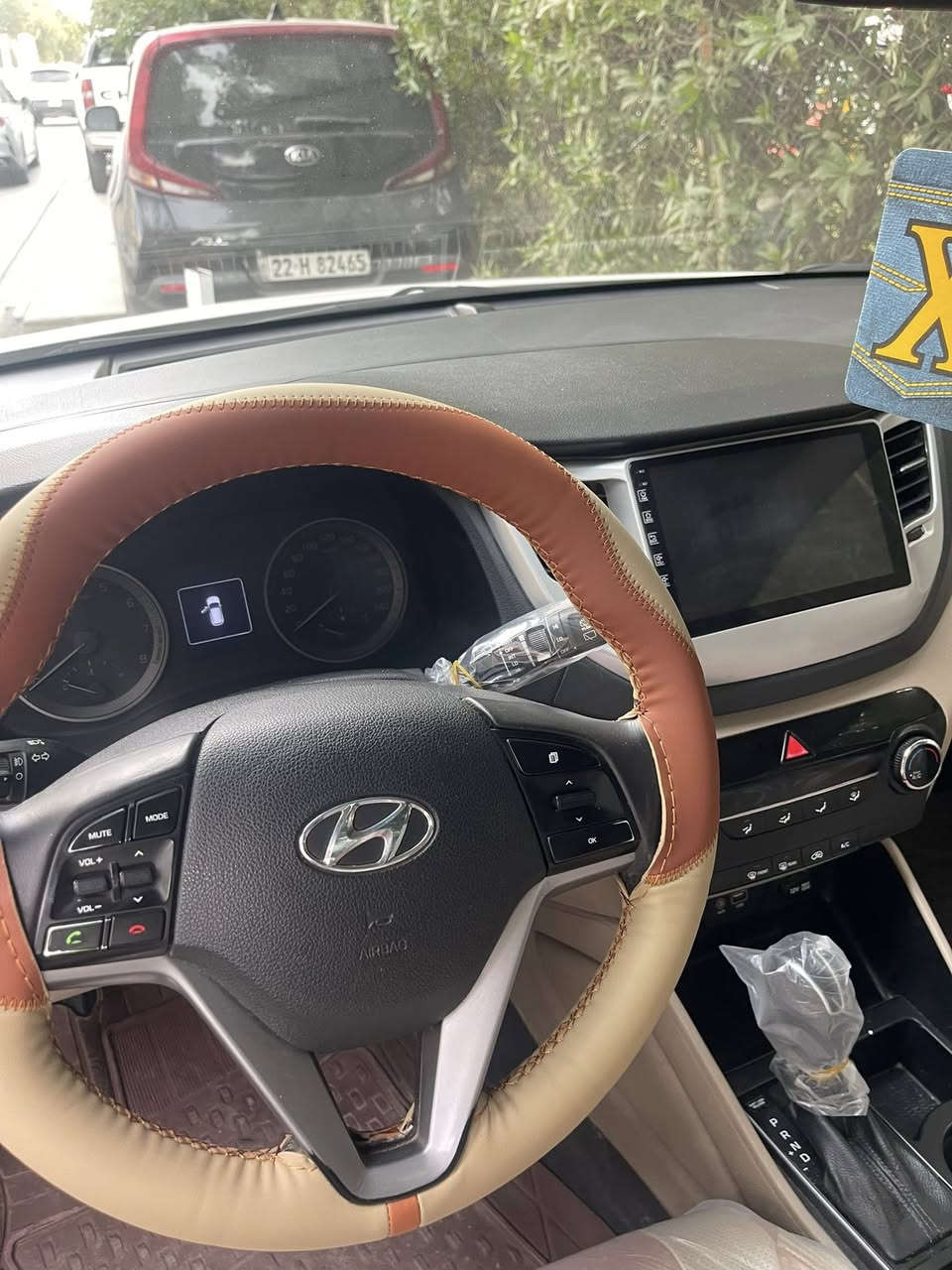 توسان خليجي مكينه 2000دوش مكفوله من صبغ وتبديل وفتح2018
ماشيه 92
سعر 178
فقط مكانين بارد 
***********
قرب جسر السنك بغداد
