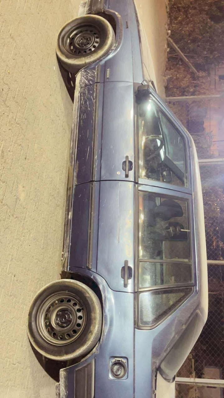 السلام عليكم فالفو للبيع  رقم بغداد الاماني السعر ٣٨ ما متواجد فيس  للستفسار  ***********
