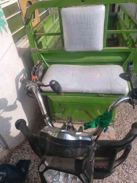 سلام عليكم عندي ستوتة شحن البيع عقل جديد ماطور جديد رايدهة 750وبيهة مجال
***********
