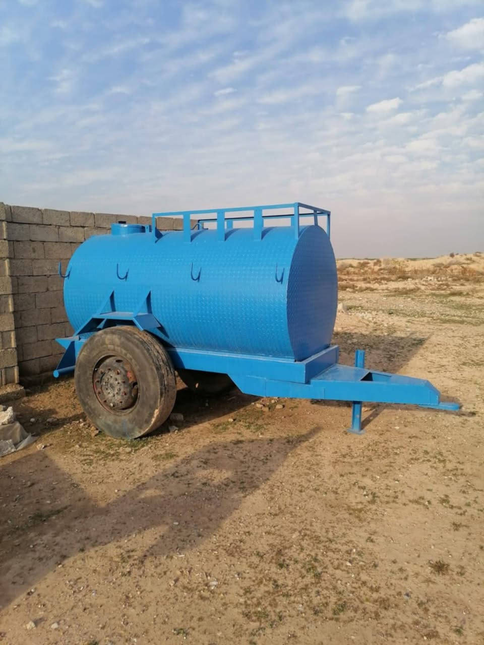 تنكر للبيع في قرية وادي جديد واني مكلف بل النشر فقط الاتصال على الرقم ***********
