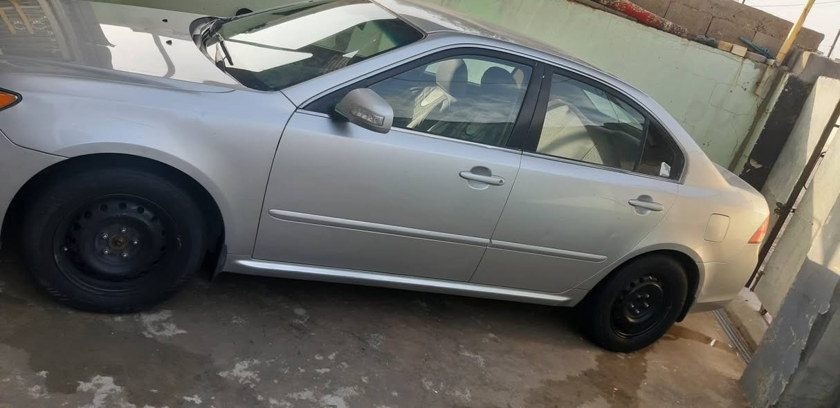 مالت جناي ..اوبتما لوتز 2009 وارد خليجي رقم اربيل.بيها بنيد وجاملغ  فقط ...
السيارة مكفولة كير وماكينة وكولشي....
السعر 103$ والجناي يدلل بيهاا مجال  ..
.العنوان واسط الزبيدية  ..
للاستفسار الاتصال على الرقم{ *********** }
***********
