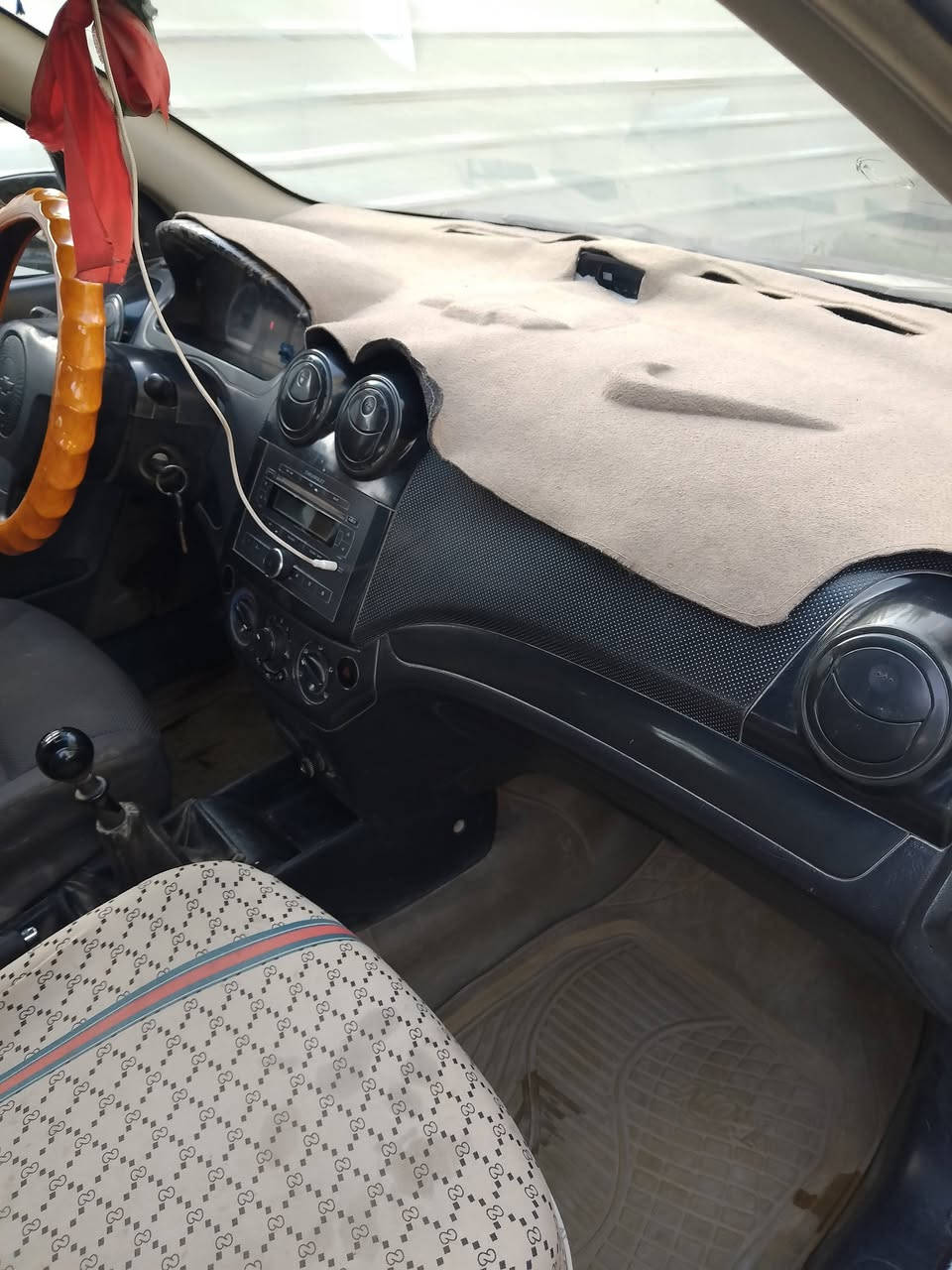 سلام عليكم سياره افيو موديل 2008 مسكر بيها خيط تبخير حداديه زينه سياره بسمي السعر 30 وبيها مجال قليل للاتصال (***********)
