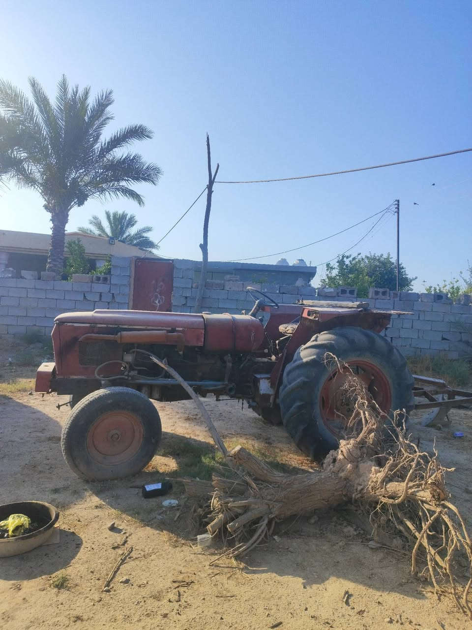 للبيع عنتر موديل 87 جاهز للشغل موجود بي سنويه 
للاتصال *********** مكاني بغداد المشاهده
