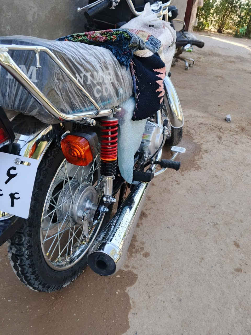 السلام عليكم اربعه كير للبيع امتياز باب اول مديل 27صارله 15يوم من طالعه اخو جديد دراجه بعده بجيسه مكلف ب نشر رقم راعيه ***********
