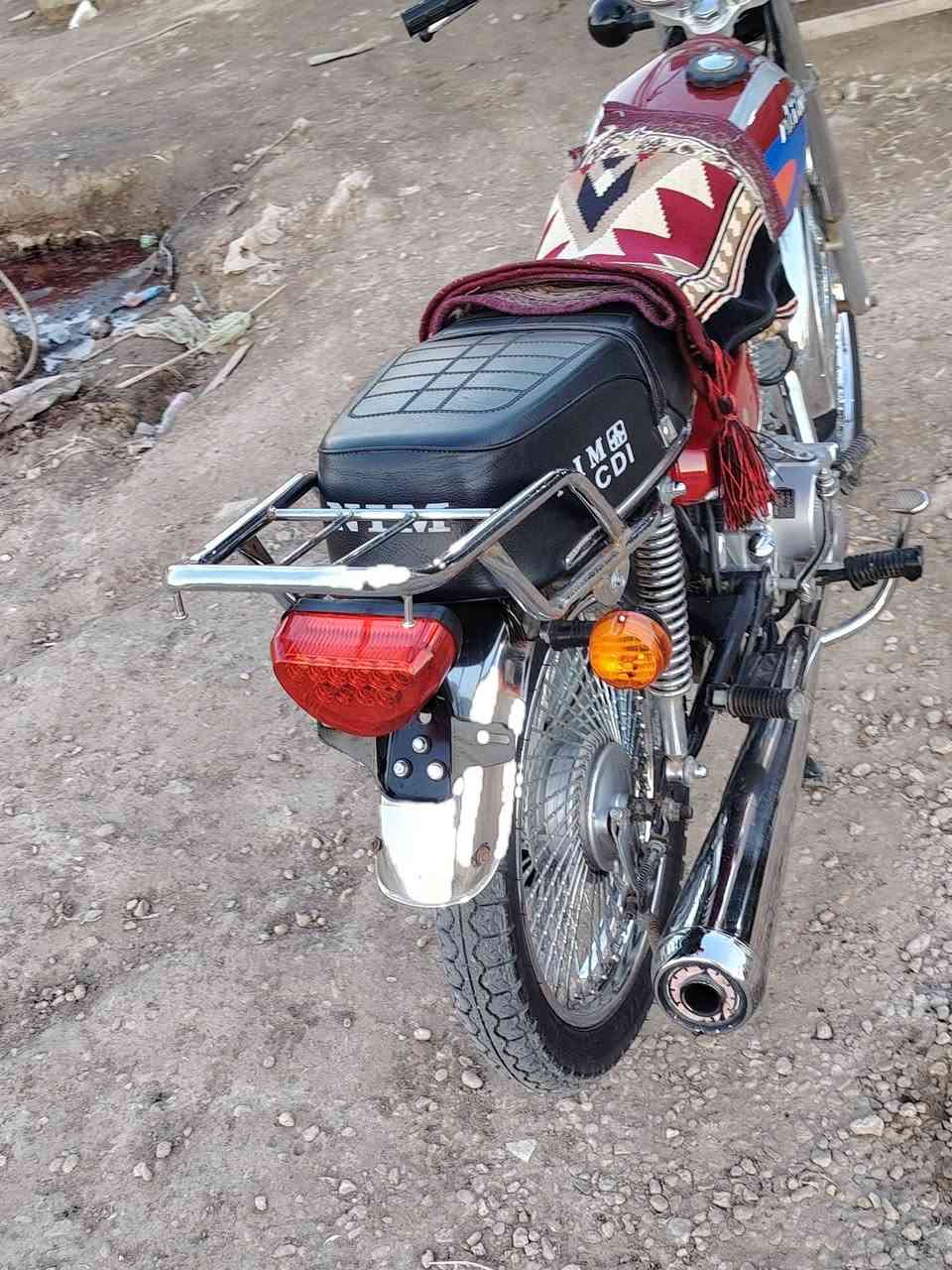 اسلام عليكم نامه برو موديل 23 دراجه جديده بمعنه الكلمه السعر 850 وبيه مجال مكان بابل حي العسكري شارع 80 للستفسار ‭‭
***********
