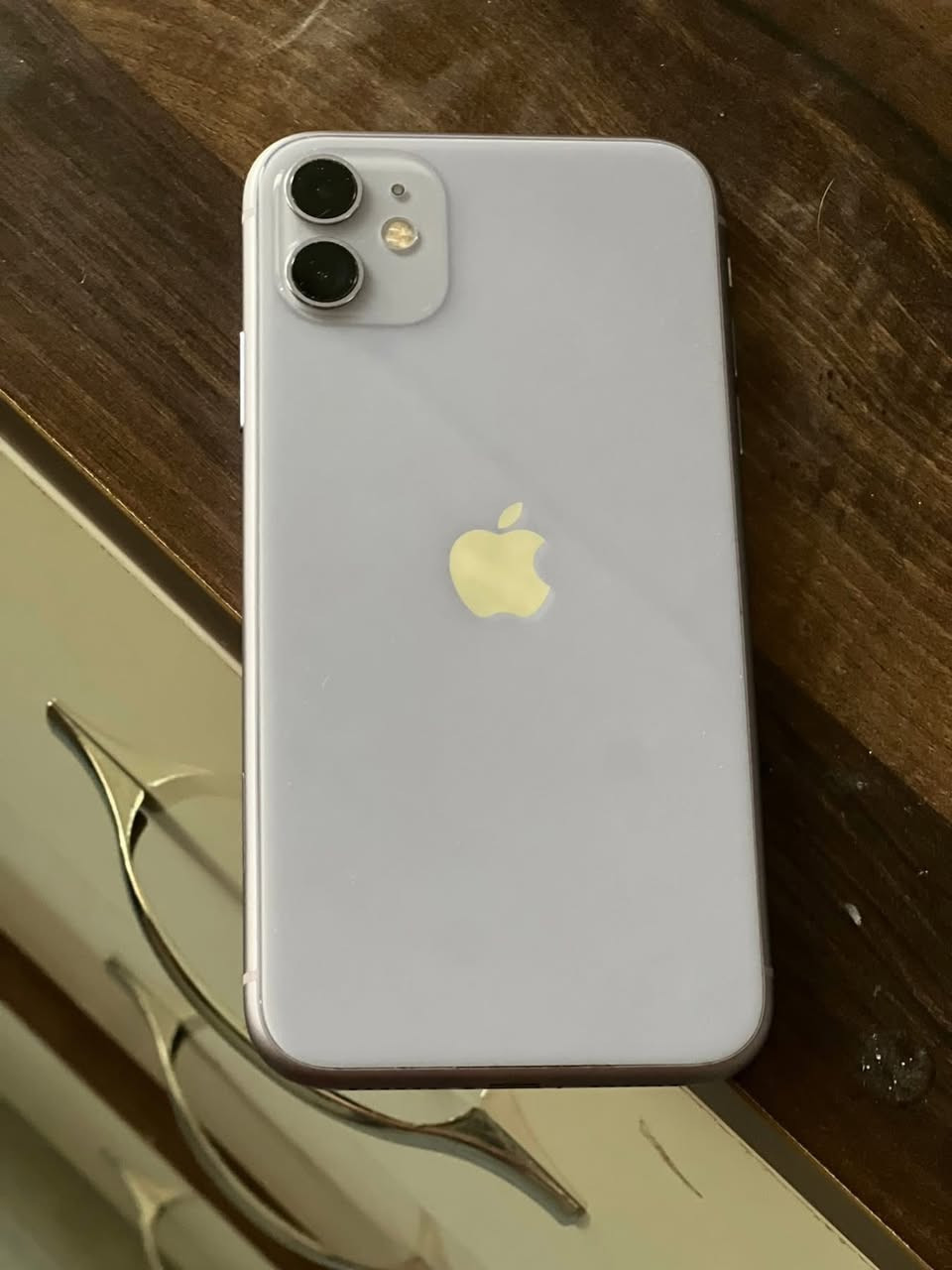 ايفون 11 للبيع جهاز ممفتوح بي برغي
لشراي يراسلني  ***********
