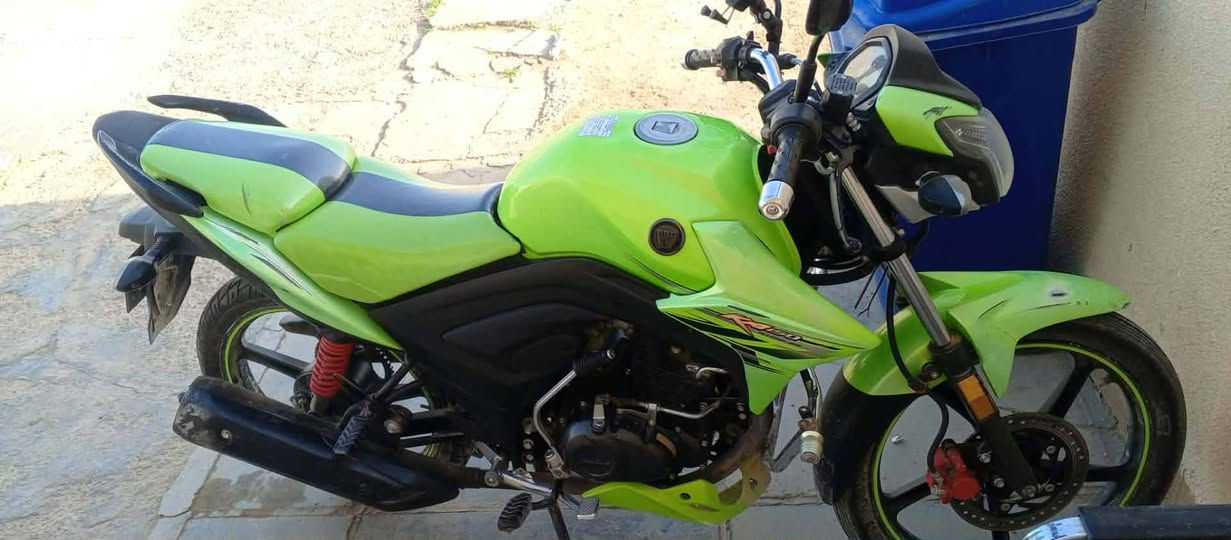 هاوجي للبيع مسجل وكامل موديل ٢١ نضيف حيل خير من لله سعر16ونص ليحب يجي خاص


**إذا كنت صاحب هذا الإعلان وتريد حذفه لأي سبب، رجاءا أرسل رسالة إلى الدعم الفني**