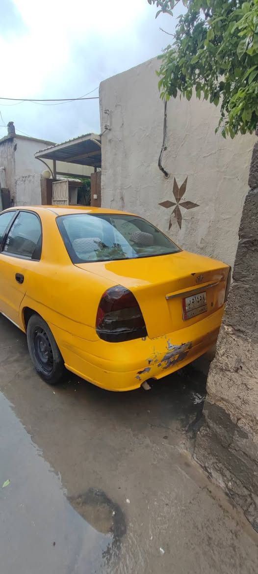 دايو نوبرا 2. موديل 2000 
كير محرك لاصرف ولابخار تبريد تدفئة شرط
طخم تاير جديد صدر امامي خلفي جديد شرط 
دفتر بانزين موجود تريد وكاله تريد تحويل سعر 25 وبيها مجال
***********
