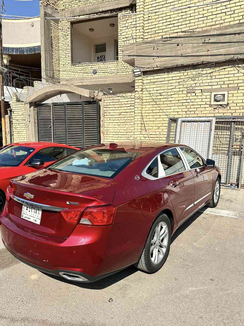 امبالا 2018 بريمر 

#للبيع 

شوفرليت أمبالا 2018 بريمير رقم  بغداد 

المحرك : v6   الحجم : 3600 

مواصفات البريمير معروفة

المواصفات:

* شاشة كبيرة 

* كامره 

* قاصة سرية 

* حساسات خلفية 

* رادار خلفي 

* رادار جانبي 

* هاندبريك بصمة 

* كير أوتو + عادي 

* ويل اصلي حجم 18

* اشارات مرايا 

* كشنات جلد 

* تدفئة تبريد كشنات مقاعد 

* شاشة كشف عطلات

* قطعتين تبريد 

* بصمة تشغيل وابواب وصندوق

* كشنات كهربائي 

* ليدات انارة دشبول + ابواب اصلي بريمير 

* تحكمات ستيرن 

* كروز سرعة 

* مانع انزلاق 

** نظام الصوت سماعات Bose 

* مخرج كهرباء خلفي 120v

🔴كير ومحرك كبس بشرط مامفتوح 

🔵ايرباكات طاك وراجع سستم

الضرر : السيارة جاملغ وبنيد والجاملغ الثاني ملاون ويا 

 ماشية 98 الف ميل 

 سعر 120 بيع مستعجل 

مكان السيارة النجف الاشرف 

***********
