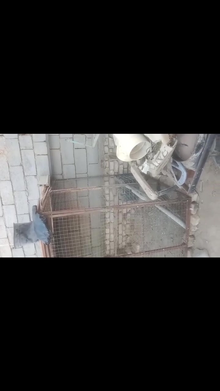 بابيه وصفاحيه للبيع 
حديد وشبج هم نوعيه زينه بي بابين 
الطول ٤متر الرتفاع متر ونص العرض متر ونص 
السعر ١٠٠الف وبي مجال قليل 
الناصريه منطقة الشوفه وتساب ***********
