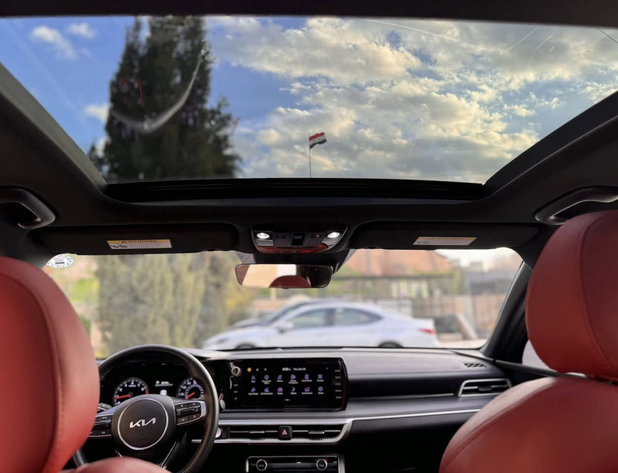 2024 KIA K5, GT LINE
محرك 1600 تيربو مواصفات جي تي لاين
حادثها بسيط بدون ايرباك / صور حادث راسلني خاص
سعرها مناسب راسلني وتدلل 
 فول مواصفات 
1-بصمة صندوق ذكي
2-شحن هاتف لاسلكي 
3- قياده ذاتيه ؏ الخطوط السريعه
4- هاند بريك بصمه 
5- سقف أسود 
6- مثبت سرعه 
7-نضام ABS
8- مانع انزلاق
9-حساس أطارات 
10-بك لايت ليد
11-شاشة
12- كامره دواره
13- كشافات امامي
14-شاشه اعطال
15-ويل كورم لونين
16-رادار جانبيه
17-مراقبة النقطة العمياء
18-رادار الخطوط البيضاء 
19-اشاير بالمري 
21-كشنات جلد اسود
22-‏ مقعد للسائق قابل للتعديل كهربائياً
23-لايتات ‏4 عدسات
24-نضام قياده سبورت +سوبر سبورت +نورمال  
26-فول تحكم ستيرن
27-كير أوتو + عادي
28- ئوتو بريك 
29- ‏ ‏الخريطة
31- ستيرن حرف D  
32-‏Led +  زينون
33-السياره فول رادرات
34-التشغيل عن بعد
‏AUTO HOLD-38
39-تصميم خارجي رياضي
41-نظام الملاحة
42-مصابيح خلفية LED
43-مصابيح ضباب LED
44-لاسلكي Android Auto  
45 - لاسلكي 
46_تشغيل عن بعد
رقمي للستفسار  ***********
العنوان كركوك
