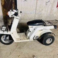 دراجه بيكم سرعه ٦٠ ٣تايرات   شغاله مابيها نقص سعرها ٣٠٠ وبيهامجال شراي...