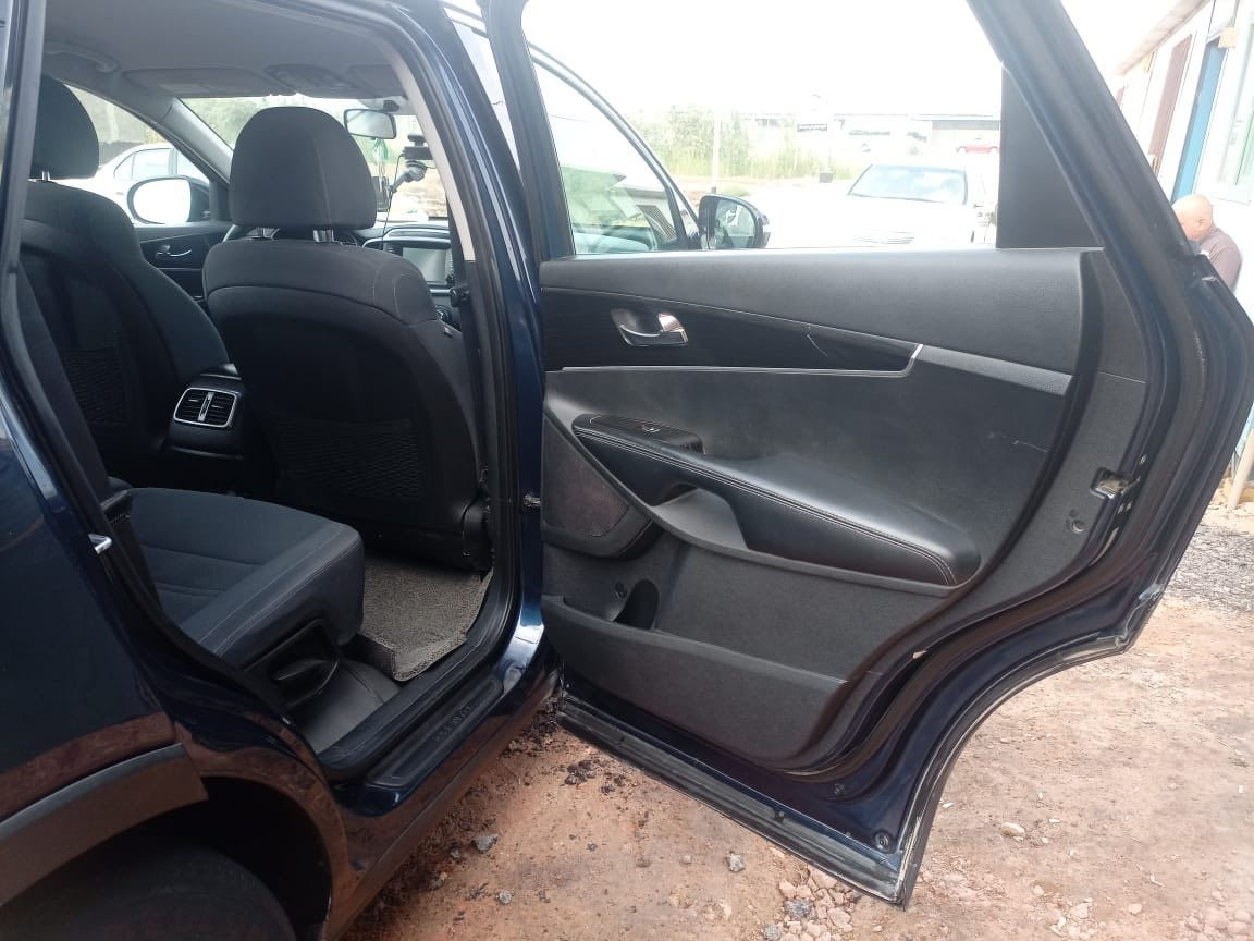 سورنتو ٢٠١٩ 

٦سلندر ٧راكب الضربةموضحة بلسونار 

رقم بغداد مكانها ديوانية الحمزة الشرقي

سعرها ١٨٥ وبيها مجال

***********
