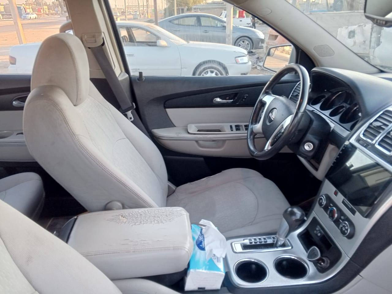 GMC اكاديا 2009 محرك 6 سلندر وارد امريكي السيارة مكفولة من التبديل والصبغ 3 قطع تبريد تدفئة شغال 7 راكب رقم بغداد انگليزي سنوية لسنة 2030 باأسمنا 
السعر 90 وبيها مجال 
مكان السيارة البصرة
للاستفسار الاتصال او المراسلة على الرقم 
***********
