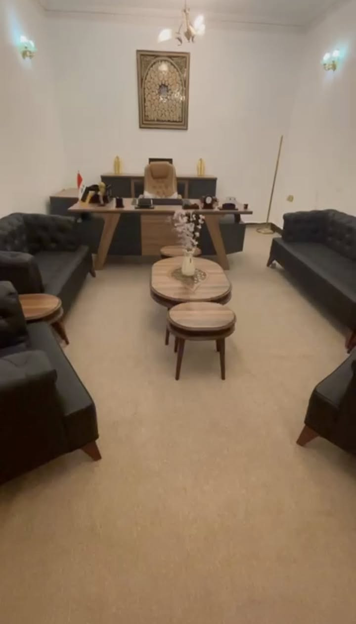 السلام عليكم مكتب للبيع جديد وشرط نظيف شخط مابي
مشتري من اثاث الجشعمي
مكتب كامل للبيع
والقنفات جلد
السعر : 3 مليون
البصرة : حي المهندسين
***********
