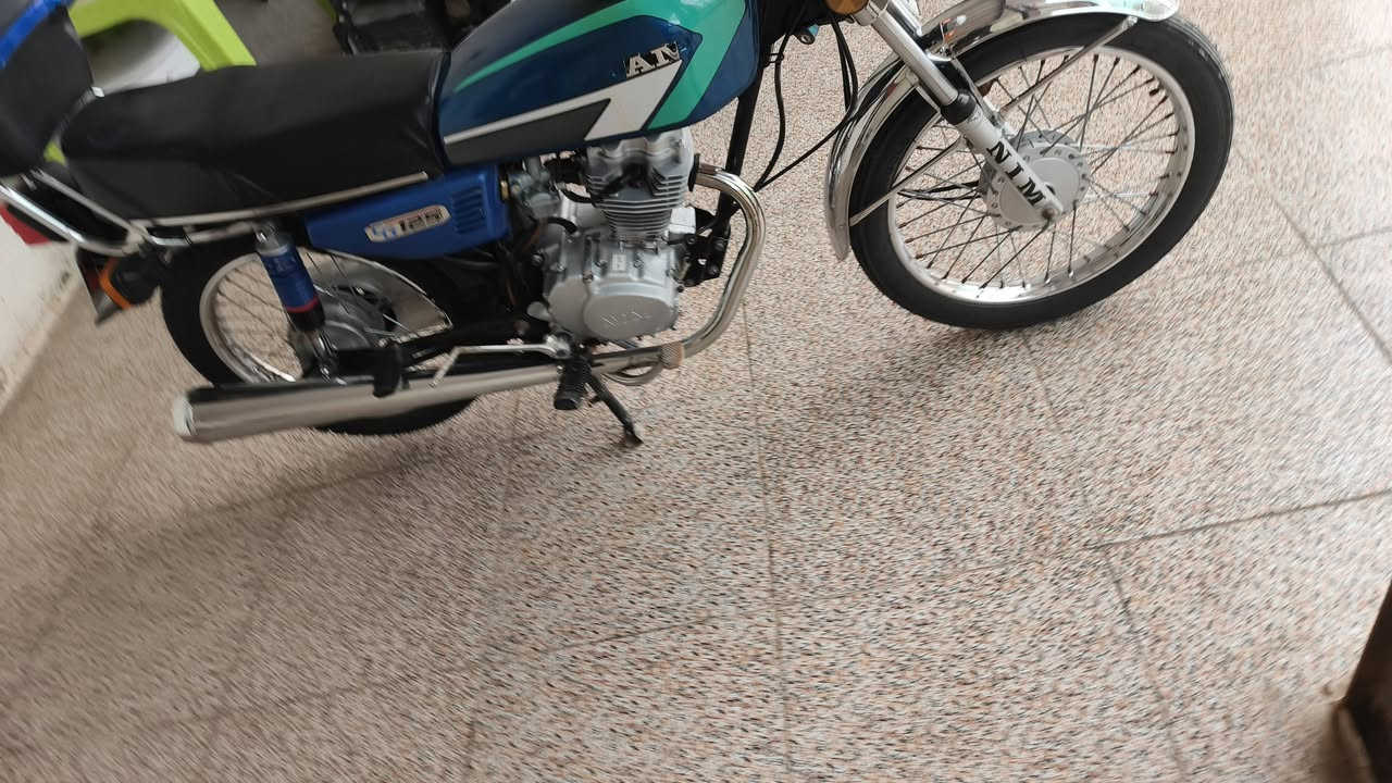 سلام عليكم دراجه ايراني موديل 22 مرقم سنويه دراجه جاهزه
***********
