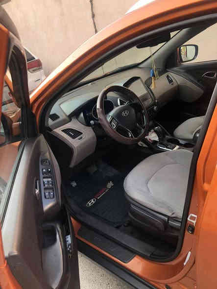 السلام عليكم … توسان خليجيه موديل 2014 مكفول من الصبغ والتبديل والضربه محرك 2000  بلادي ماشي 146 الف السياره جاهز مابيها اي نقص وبسمي مكان السياره بغداد اليرموك السعر ١٤٦٠٠ الف وبيها مجال حيل قليل اي استفسار اني حاضر الكشر بي ملاحضات موضح بالصور اي 
***********
***********
السعر المطلوب ١٤٦٠٠
