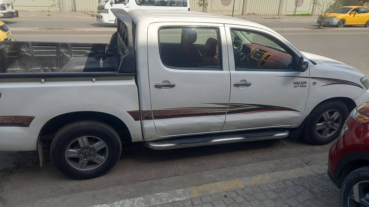 تيوتا هايلوكس 2009 وارد خليجي سعودي
سنويه لحد 2027 
كير اوتماتيك
ويل كب حداده وتخم تاير جديد 
السعر 155 
بي مجال للشراي
مكاني بغداد البنوك
تفاصيل أكثر 
***********
