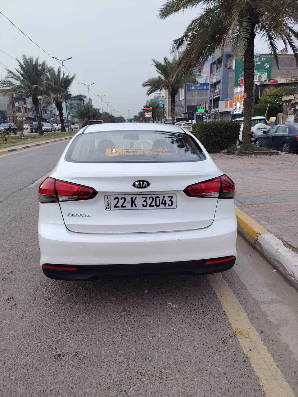 السلام عليكم سيراتو ٢٠١٧ خليجي مكينه ١٦٠٠ دوش مكفولة من الضربه والصبغ والتبديل بيها فقط بارد بكم مكان زغار علئ كد اصابع كير محرك تبريد خير من الله رقم اربيل الجديد سنوية جديده مكاني بغداد *********** السعر 134
