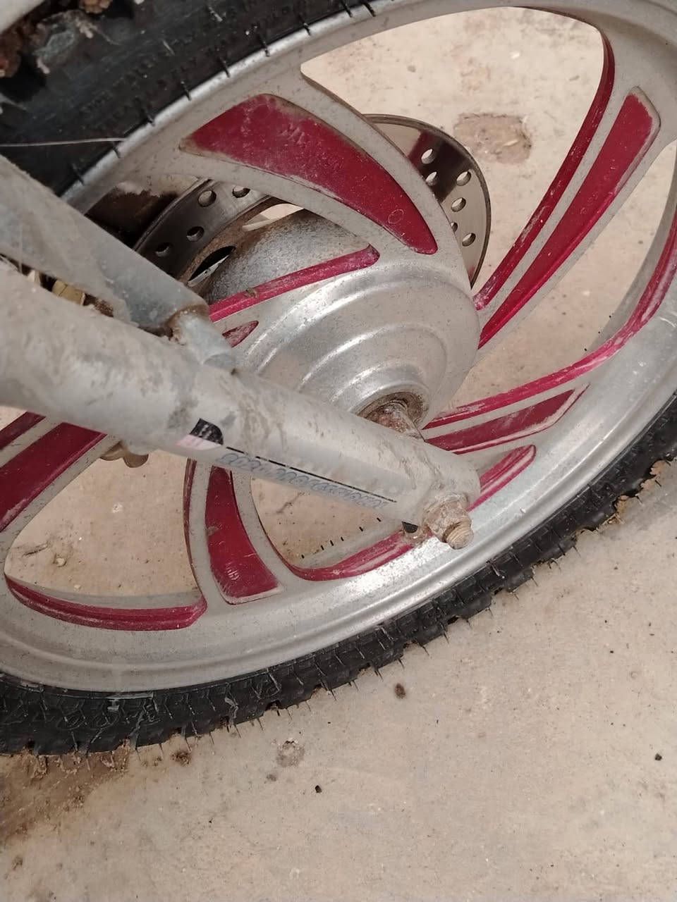 سلام عليكم
دراجه تايموته البيع 

مديل 2020 اوراق

مكان ناصريه مركز 

دراجه نضيفه وحلوه 

حله من صور 

***********واتساب
