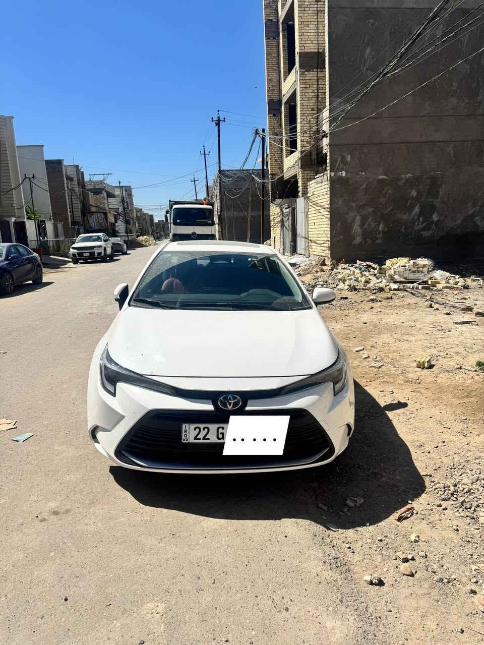 للبيع كورلا 24 شكل امريكي تجميع صيني  فول مواصفات ( بصمة ، فتحة سقف ، رادار ذكي مثبت سرعة ومسار ، كامرة خلفية ) 
السيارة ماشية 52 الف 
السيارة من ناحية محرك وگير كفالة عامة المكينة كلش ناعمة
السيارة مبدل باب السايق ( مال تفصيخ )والباب خلف السايق معدل على البارد والبنيد بيه اصبع واحد من جهة الصدر يتعدل على البارد ممصلحه
مكان السيارة بغداد ، رقم اربيل 
السعر خاص


**إذا كنت صاحب هذا الإعلان وتريد حذفه لأي سبب، رجاءا أرسل رسالة إلى الدعم الفني**