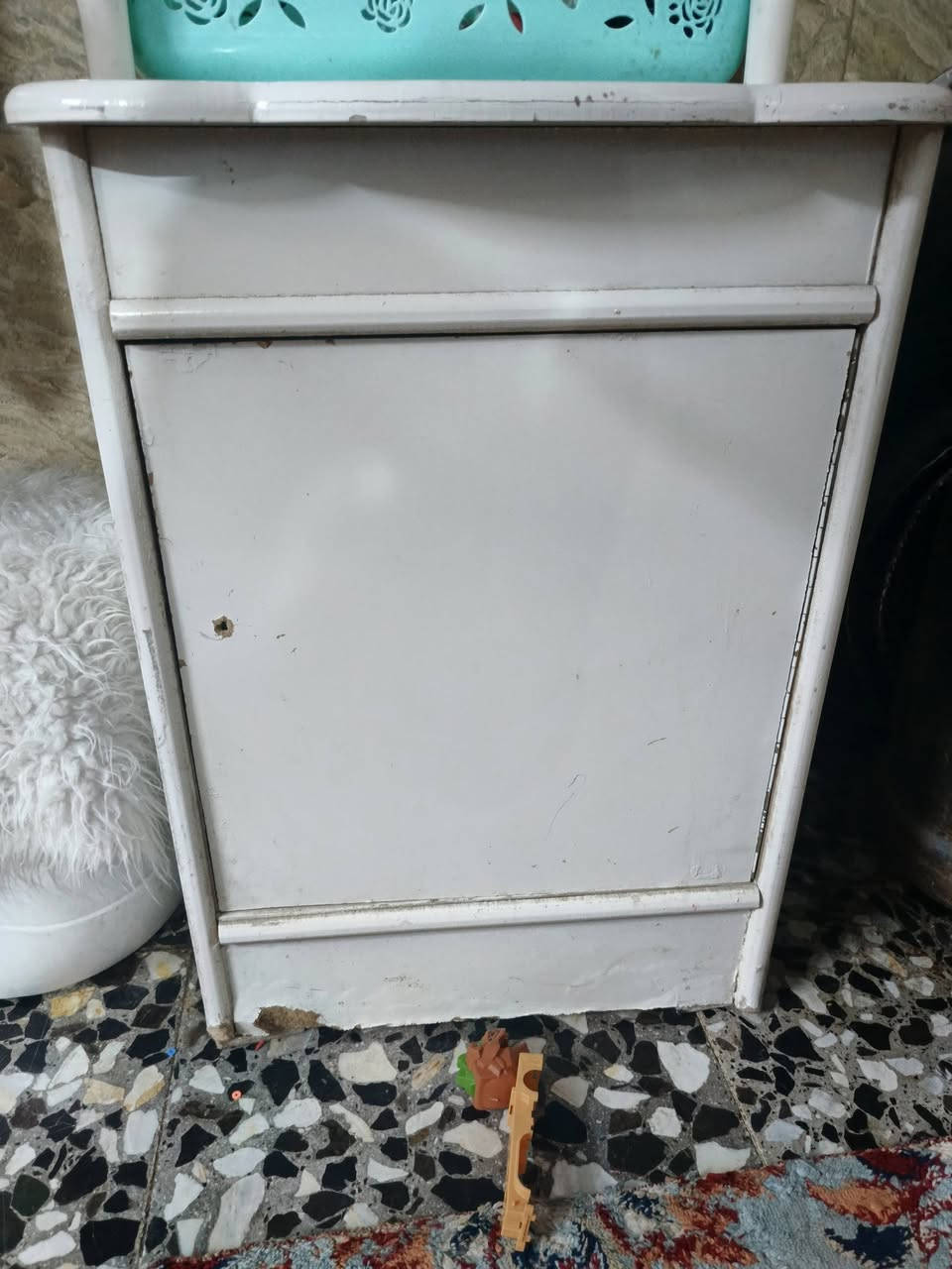 غرفه للبيع سعرها مناسب مكان جسر ديالى لكنتور نضافته فول ولباقي ميز  وكومدي يحتاجله يدات وميز مرايه يحتاجله مرايه ونقص كومدي فقط لباقي نضيق وزاويه نضيفه ومستعجلين يرادلهه نجار تفيده وشراي يتفضل خاص


**إذا كنت صاحب هذا الإعلان وتريد حذفه لأي سبب، رجاءا أرسل رسالة إلى الدعم الفني**