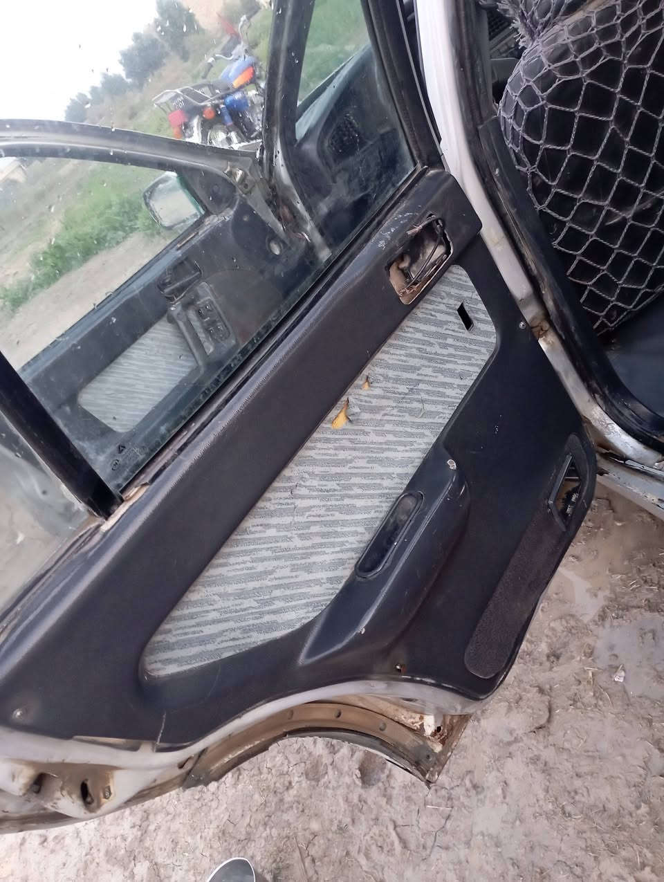 السلام عليكم للبيع النترا موديل 94 مكفوله كير ومحرك فول سنويه مجدده 28 حداديه جديده  تخم تاير جديد كهربائيات كلها شغاله رقم ديالى تحويل مباشر  مراوس ترهم السعر 21وبيها مجال مكان الحمزه الغربي قرب معمل السكر للاستفسار ***********
