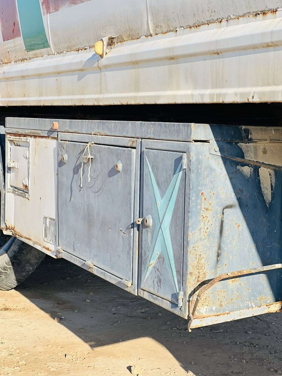 سلام عليكم للبيع صهريج نضيف شاصي نضيف ثلاثه دناكير
صناديك جدد مكاني صلاح الدين العلم الاستفسار ***********
